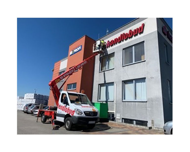 Podnośnik koszowy Handlobud